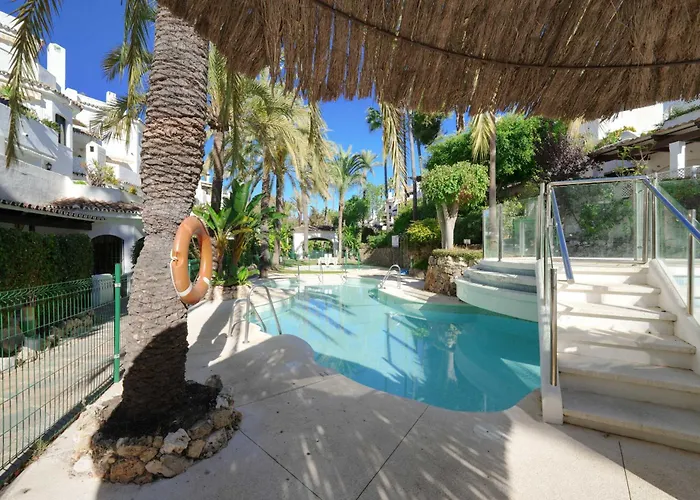 1081 Luxurious Beachfront Penthouse With Private Jacuzzi Apartman