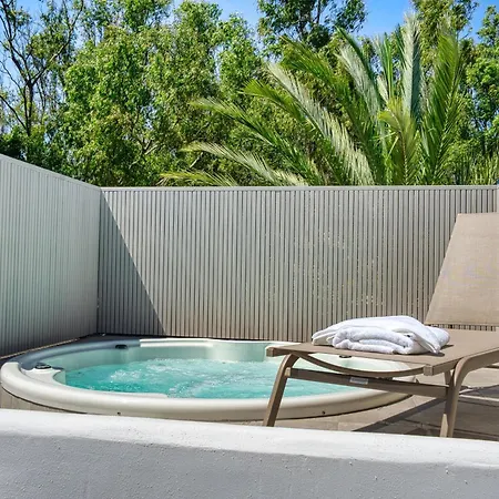 1081 Luxurious Beachfront Penthouse With Private Jacuzzi * ماربيا