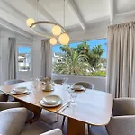 1081 Luxurious Beachfront Penthouse With Private Jacuzzi Appartement *